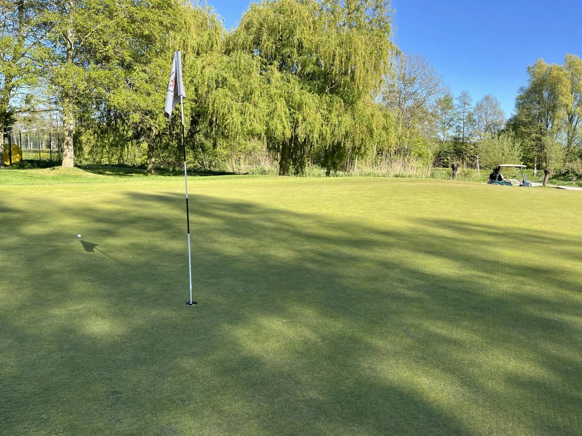 Hole 11