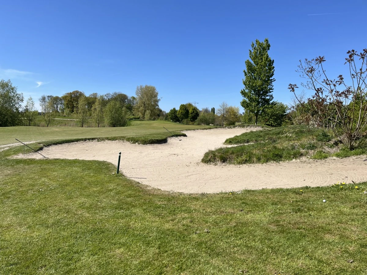 Hole 5